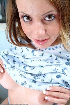 Original 684 px/ 1024 px