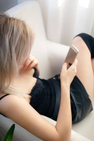 Original 854 px/ 1280 px