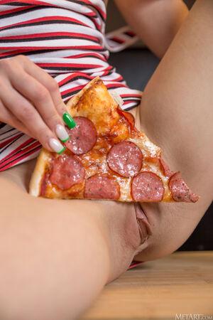 Original 2883 px/ 4324 px