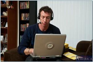 Original 850 px/ 571 px