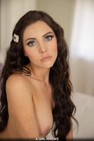 Original 2561 px/ 3840 px