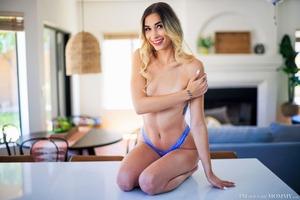 Original 1619 px/ 1080 px