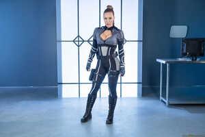 Original 2495 px/ 1663 px