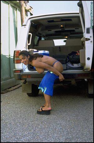 Original 487 px/ 740 px