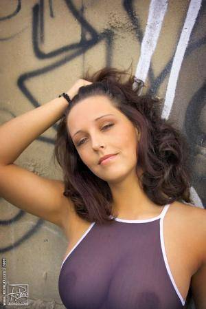 Original 750 px/ 1124 px