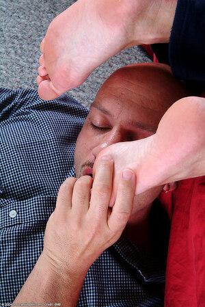 Original 684 px/ 1024 px