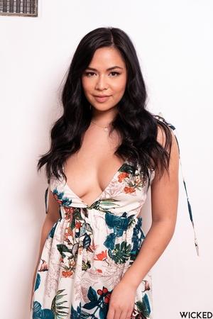 Original 1280 px/ 1920 px