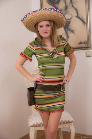 Original 4480 px/ 6720 px