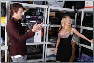 Original 850 px/ 571 px