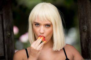 Original 2495 px/ 1663 px