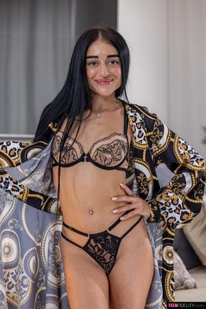 Original 1440 px/ 2159 px