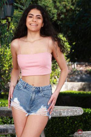 Original 2001 px/ 3000 px