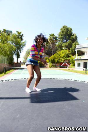 Original 533 px/ 800 px