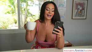 Original 2500 px/ 1406 px