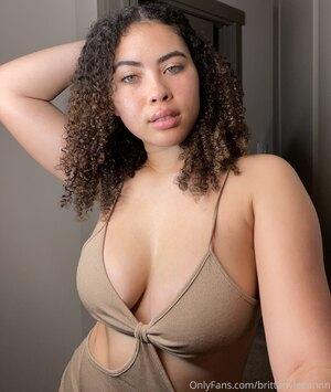 Original 2695 px/ 3186 px