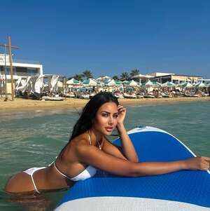 Original 640 px/ 643 px