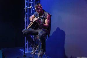 Original 2495 px/ 1663 px