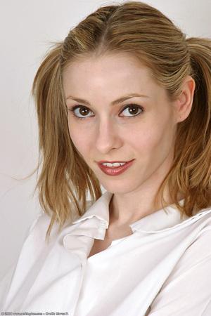 Original 682 px/ 1024 px