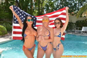 Original 2500 px/ 1667 px