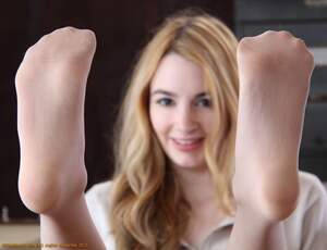 Original 1600 px/ 1229 px