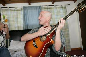 Original 900 px/ 600 px