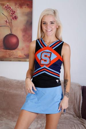 Original 2000 px/ 3000 px