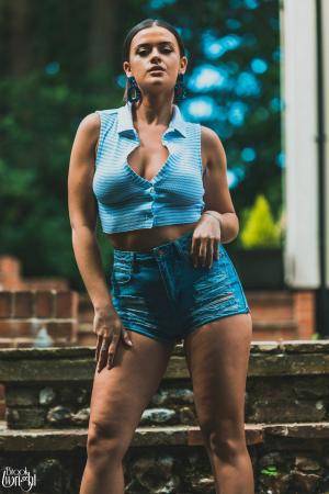 Original 3000 px/ 4500 px