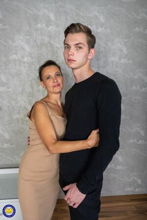 Original 1706 px/ 2560 px