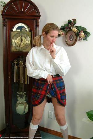 Original 682 px/ 1024 px