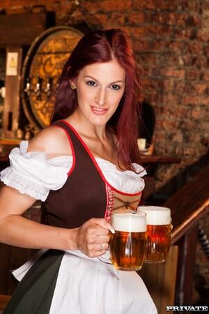 Original 1067 px/ 1600 px