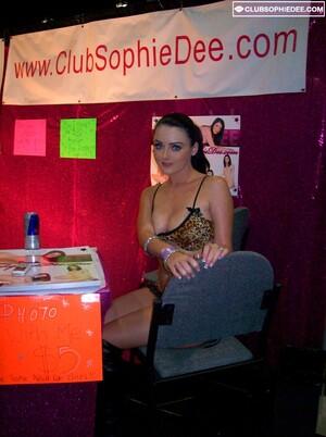 Original 765 px/ 1024 px