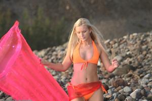 Original 1536 px/ 1024 px