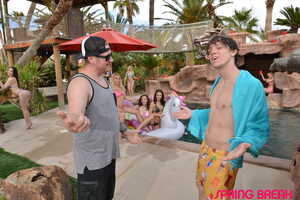 Original 2500 px/ 1667 px