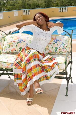 Original 1067 px/ 1600 px