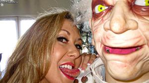 Original 1728 px/ 970 px