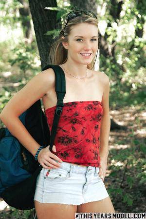 Original 854 px/ 1280 px