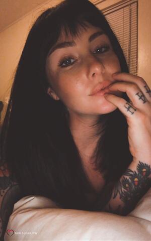 Original 1242 px/ 1988 px