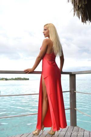 Original 683 px/ 1023 px