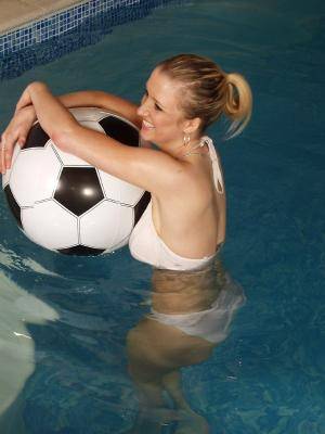 Original 768 px/ 1024 px