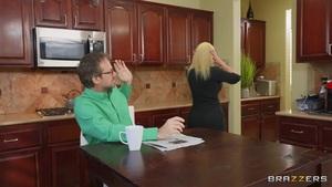 #Brazzers Mellanie Monroe, Keira Croft - Horny Maid Loves A Messy MILF Fuck