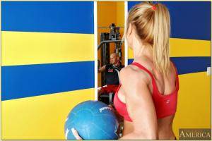 Original 1000 px/ 668 px