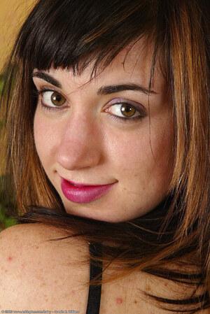 Original 684 px/ 1024 px