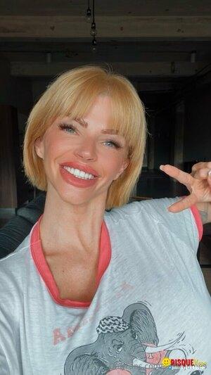 Original 642 px/ 1141 px