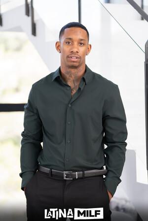 Original 2565 px/ 3840 px