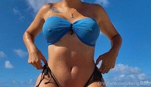 Original 939 px/ 544 px