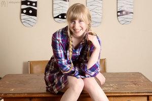 Original 1471 px/ 979 px