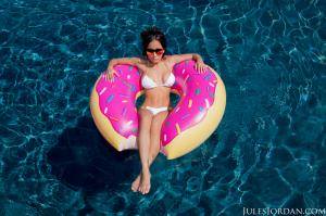 Original 1600 px/ 1066 px