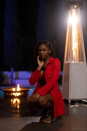 Original 1280 px/ 1920 px