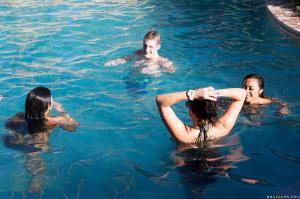 Original 2495 px/ 1663 px