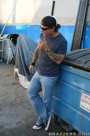 Original 600 px/ 900 px